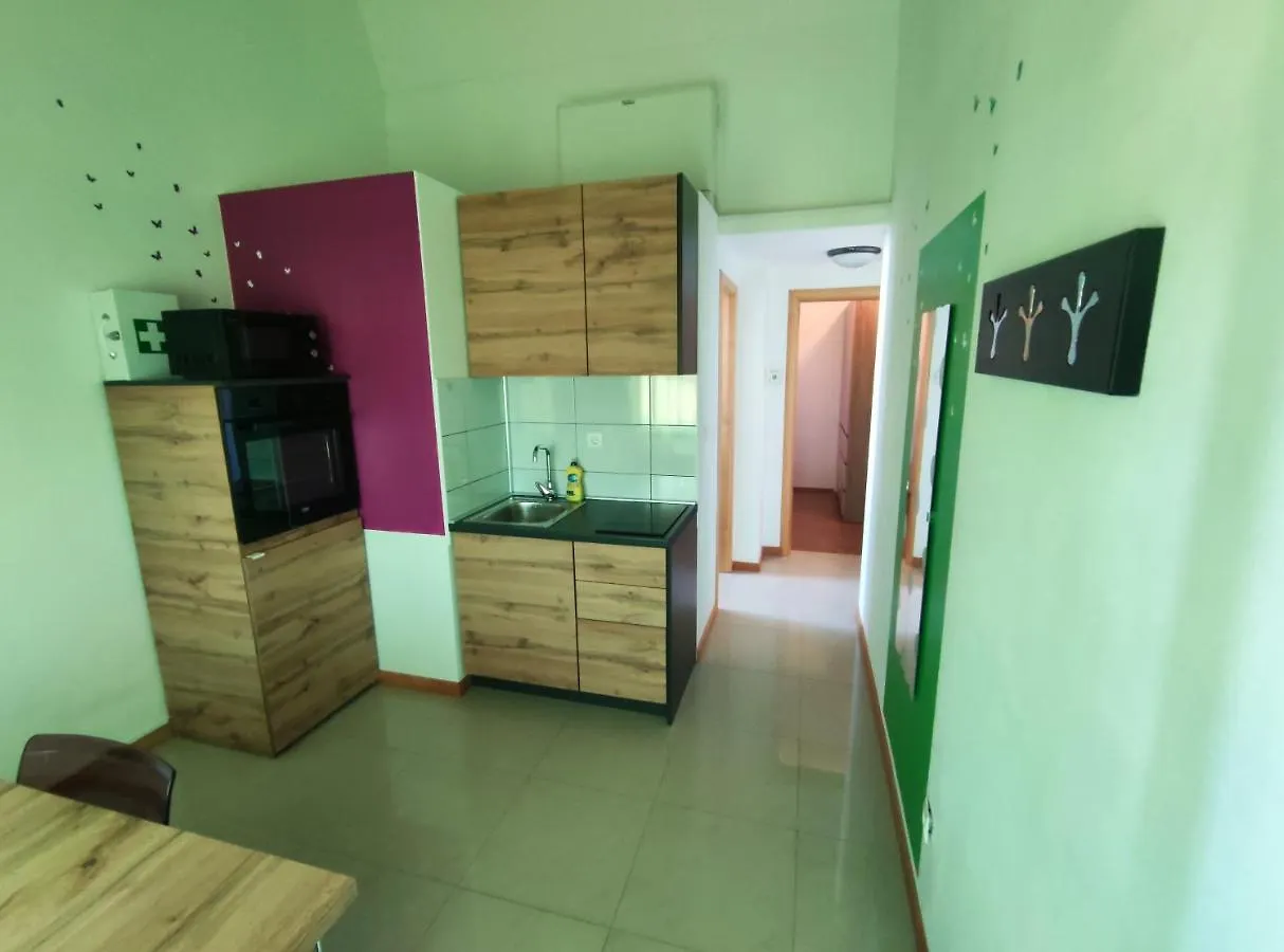 Panorama Sunset Apartments Cres