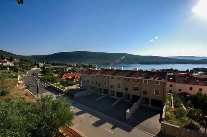 Panorama Sunset Apartments Cres