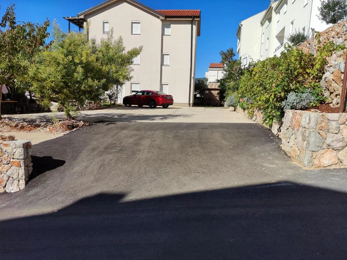 Panorama Sunset Apartments Cres