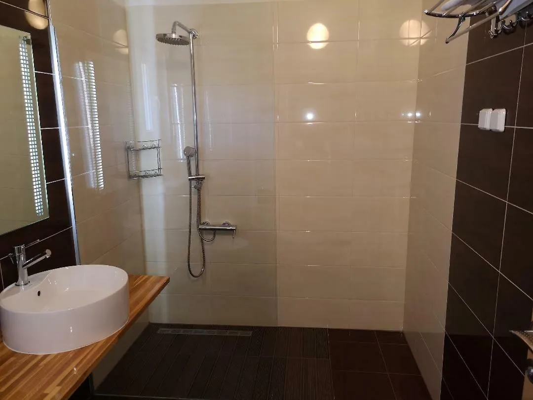 Panorama Sunset Apartments 茨雷斯 克罗地亚
